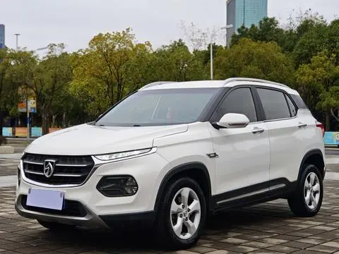 Baojun 510 2017 1.5L automatic fashion model