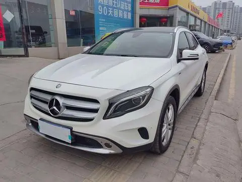 Mercedes-BenzGLA 2017 GLA 200 Dynamic