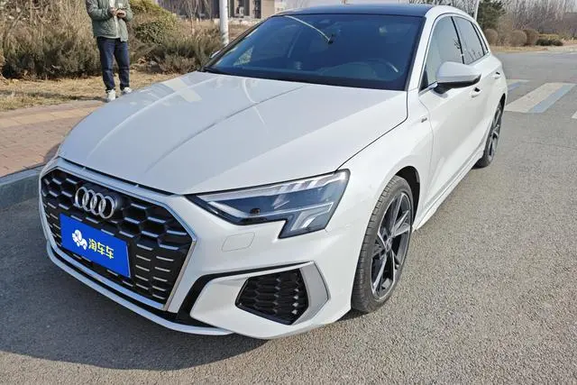 Audi A3 2023 facelift Sportback 35 TFSI stylish and sporty