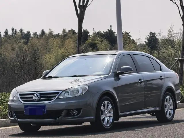 Lavida 2011 1.6L automatic elegant version