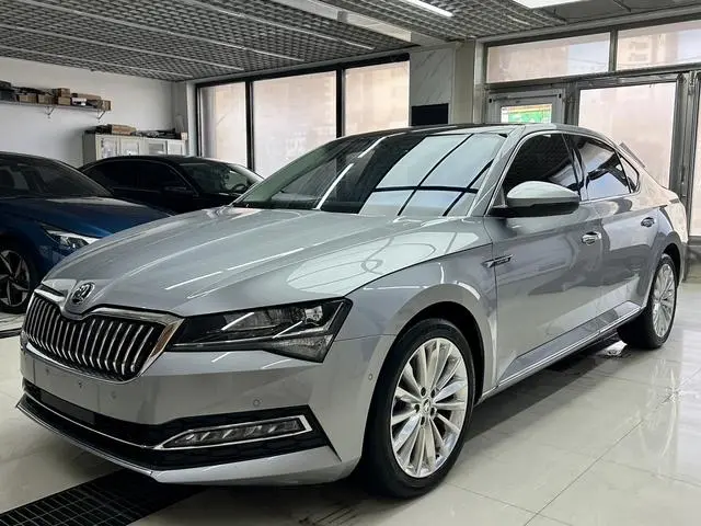 Superb 2023 TSI280 DSG Exclusive Edition