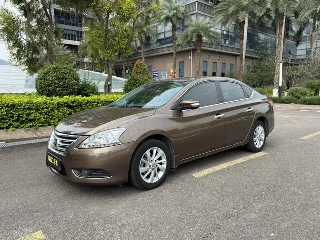 Sylphy 2012 1.8XL CVT Deluxe Edition