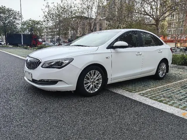 Yinglang 2015 18T dual-clutch luxury model