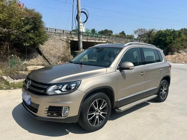 Tiguan 2015 1.8TSI automatic two-wheel drive luxury model