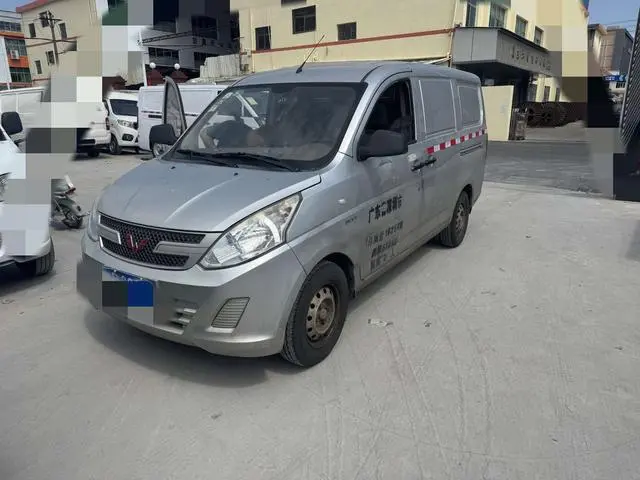 Wuling Rongguang V 2018 1.5L standard model