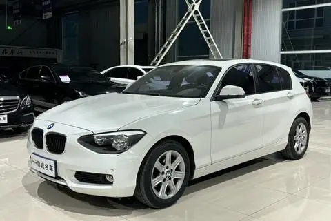 BMW 1 Series (imported) 2013 facelift 116i leading model