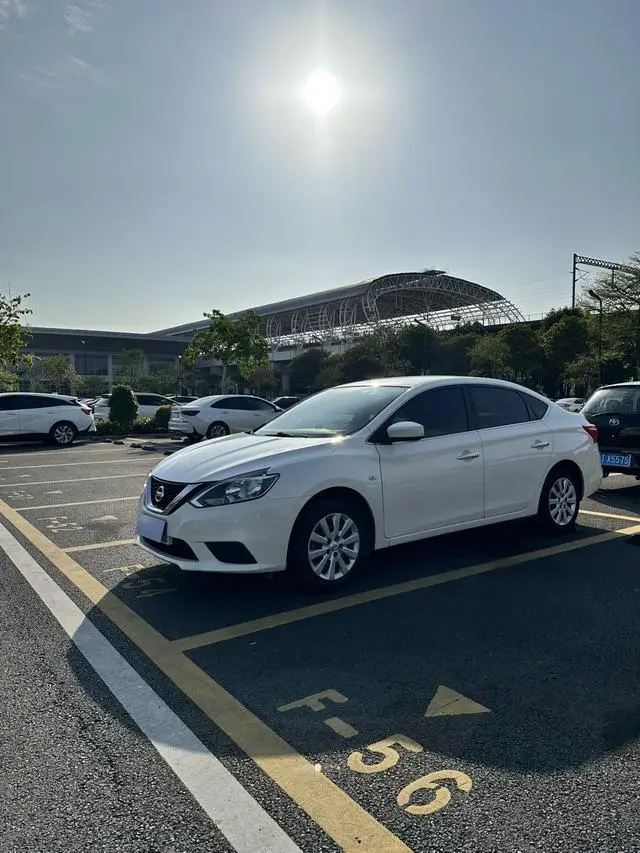 Sylphy 2022 Classic 1.6 XE CVT Comfort Edition