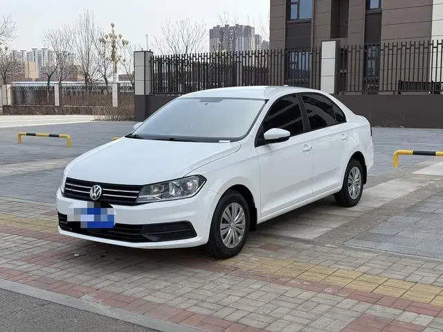 Santana 2019 1.5L automatic fashion version National VI