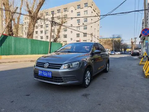 Jetta 2013 1.6L manual fashion model