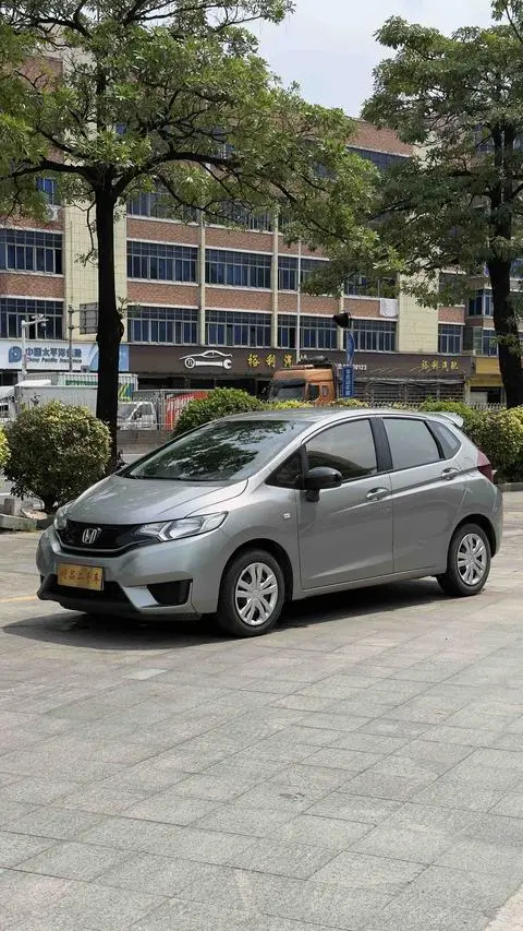 Fit 2016 1.5L LX manual comfort model