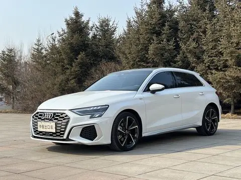 Audi A3 2022 Sportback 35 TFSI stylish and sporty