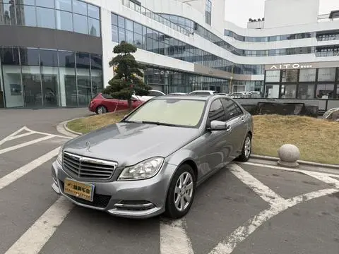 Mercedes-Benz C-Class 2013 C 180 CGI Classic
