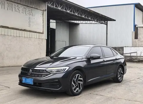 Sagitar 2023 300TSI DSG Super Edition