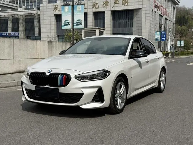 BMW 1 Series 2021 120i M Sports Night Edition
