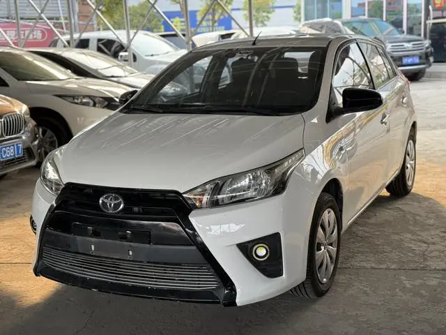 YARIS L 2015 1.5E automatic charm version