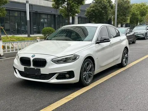 BMW 1 Series 2018 118i Sports