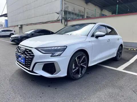 Audi A3 2024 Sportback 35 TFSI stylish and sporty
