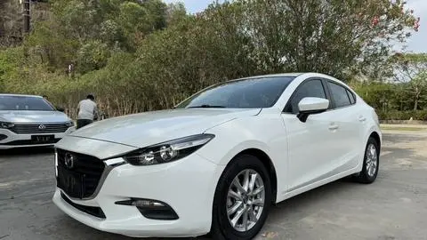Mazda3 Angkesela 2017 Sedan 1.5L Automatic Comfort Type National VI