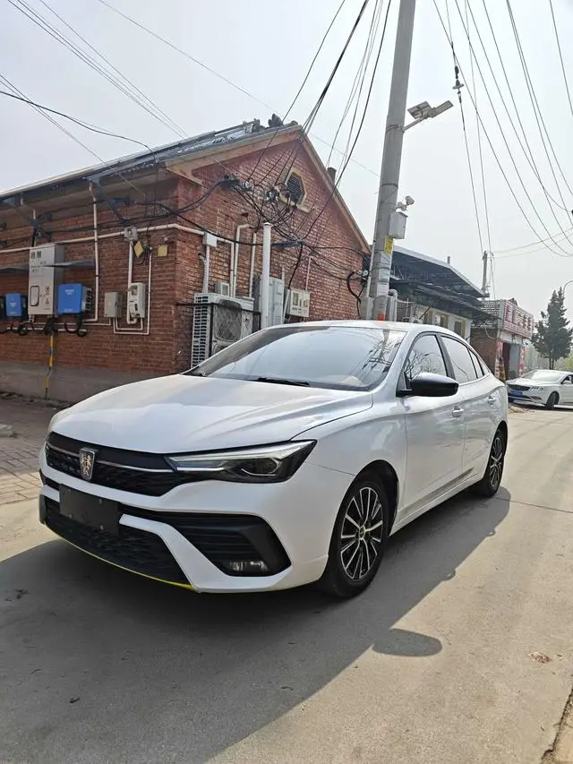 Roewe i5 2021 1.5L Manual Diamond Edition