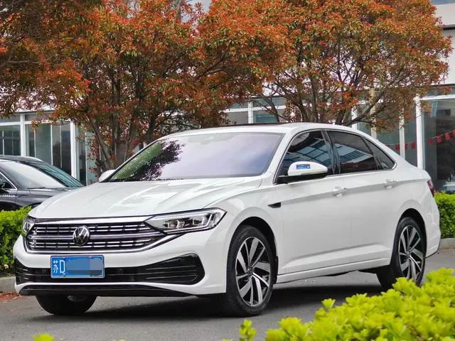 Sagitar 2023 300TSI DSG Super Edition