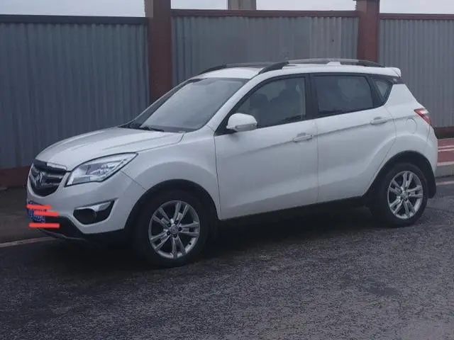 Changan CS35 2014 1.6L automatic luxury navigation type National IV