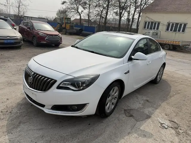 Regal 2014 2.0L Elite Fashion Model
