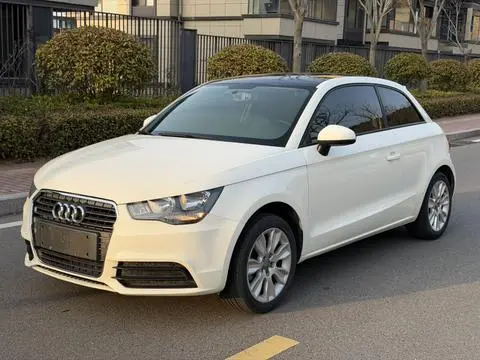 Audi A1 2014 30 TFSI Fashion