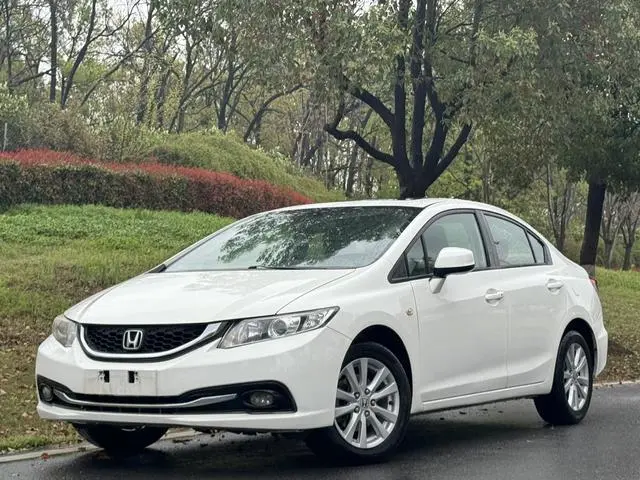 Civic 2014 1.8L Automatic Deluxe Edition