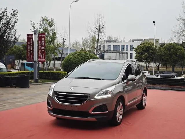 Peugeot 3008 2016 2.0L Automatic Classic Edition