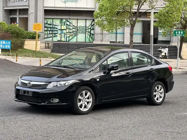 Civic 2012 1.8L automatic comfort version