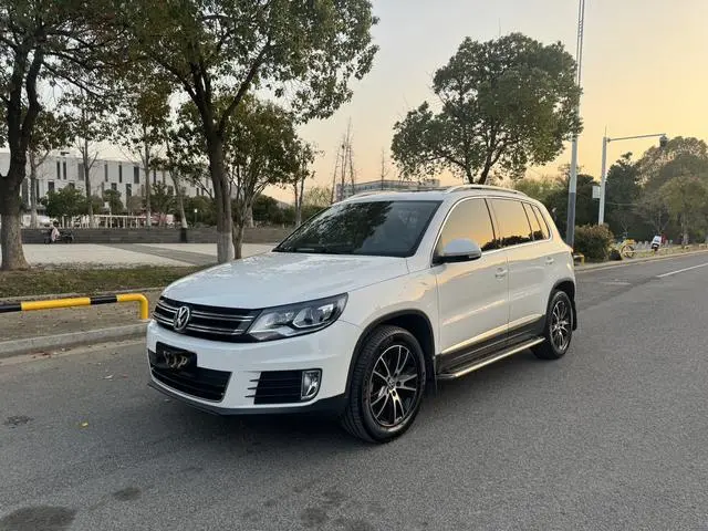 Tiguan 2016 300TSI automatic four-wheel drive luxury version