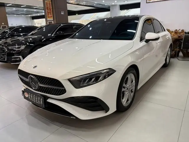 Mercedes-Benz A-Class 2024 A 180 L
