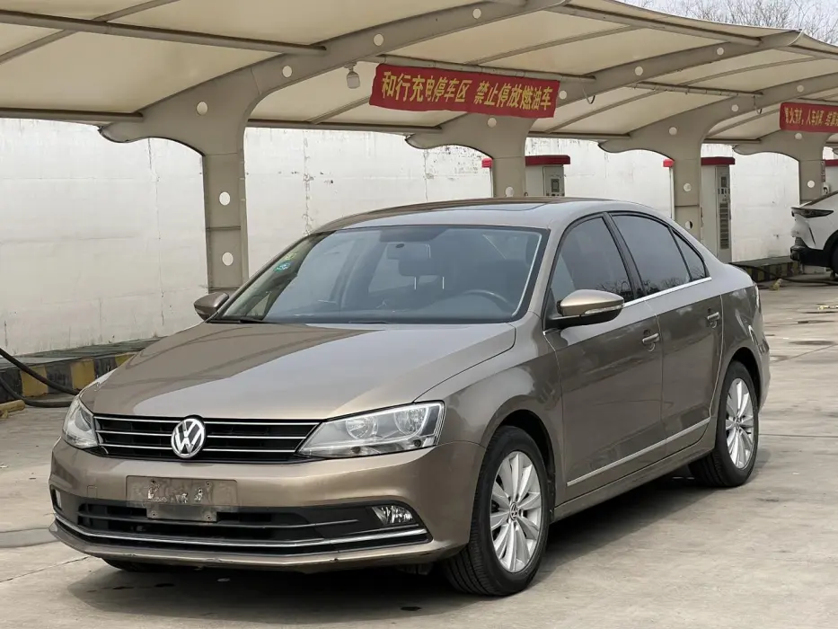 Sagitar 2015 230TSI automatic comfort model