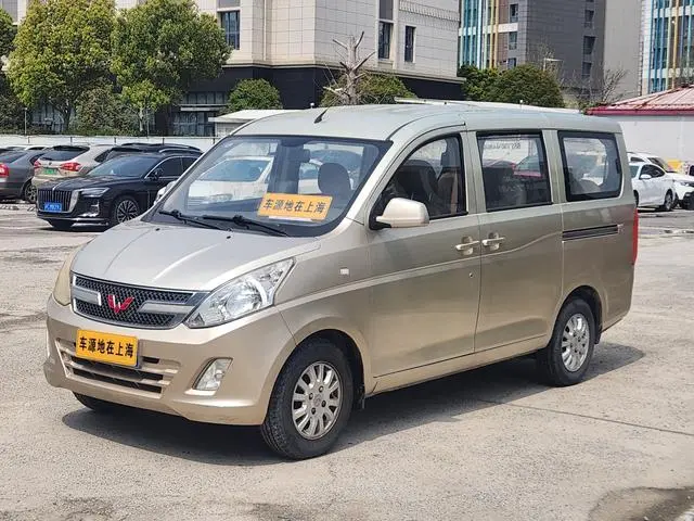 Wuling Rongguang V 2018 1.2L standard model