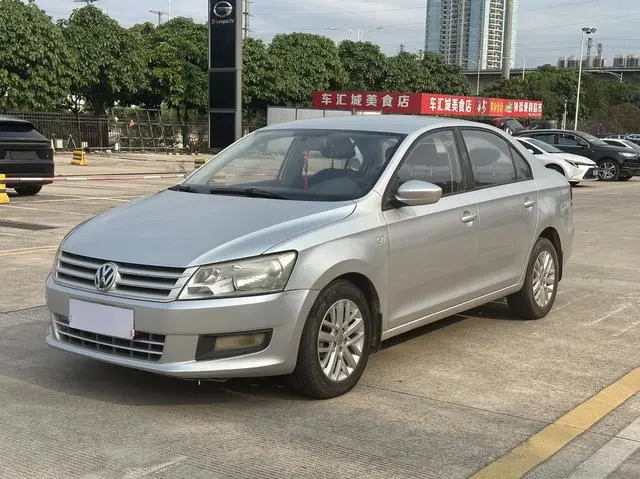 Santana 2013 1.6L automatic fashion version