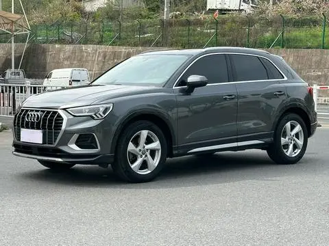 Audi Q3 2019 35 TFSI aggressive and dynamic
