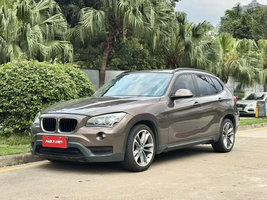 BMW X1 2013 sDrive18i Sports Design Package