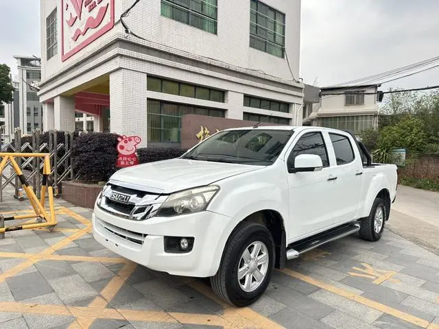 Lingtuo 2020 2.5T two-wheel drive manual flagship version National VI extended version JE4D25Q6A