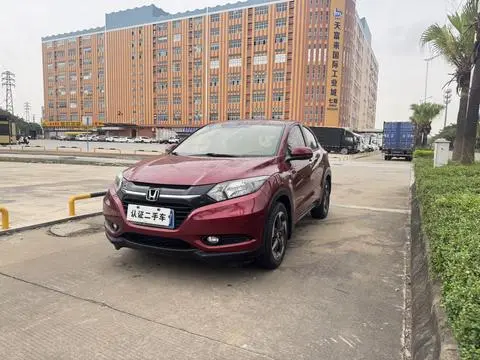 Binzhi 2016 1.8L CVT two-wheel drive Pioneer type