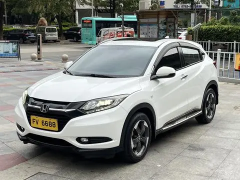 Binzhi 2017 1.8L CVT two-wheel drive Pioneer type