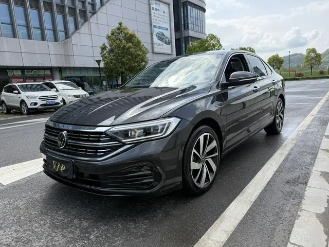 Sagitar 2023 300TSI DSG Super Edition