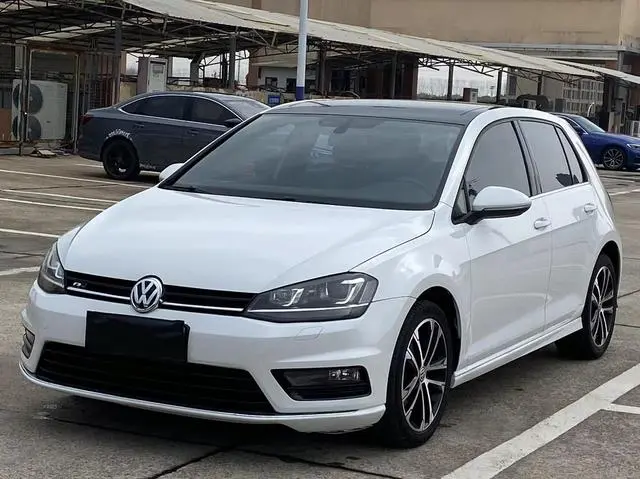 Golf 2015 1.4TSI automatic R-Line