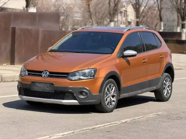 Polo 2014 1.6L Cross POLO automatic