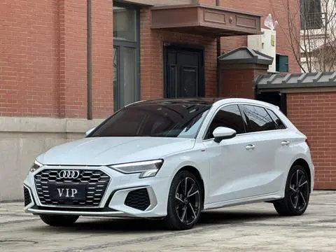 Audi A3 2024 Sportback 35 TFSI stylish and sporty