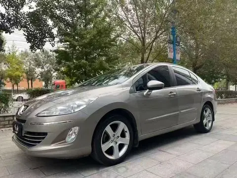 Peugeot 408 2012 2.0L Roland Garros Edition