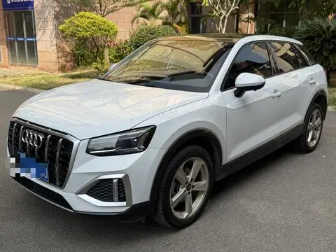Audi Q2L 2022 35 TFSI fashionable and elegant