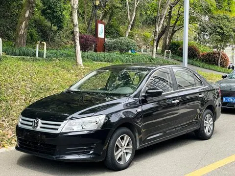 Santana 2013 1.6L Manual Fashion Edition