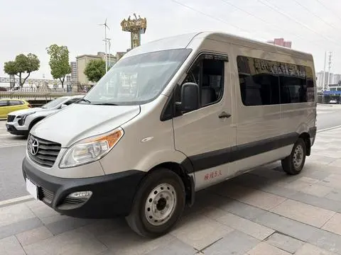 Xingrui 2022 2.0T diesel fuel-saving king PLUS express version bottom bracket 5-7 seats