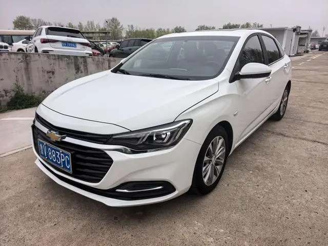 Cruze 2022 320 Automatic Sunroof Edition