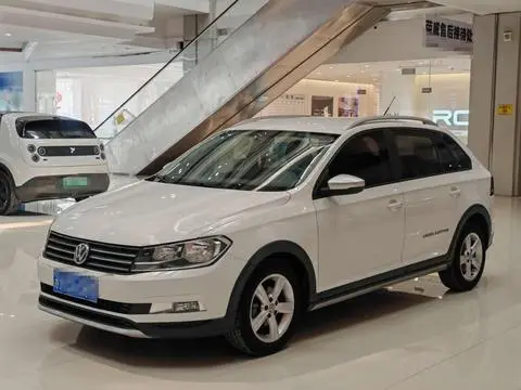 Santana 2016 Cross 1.6L automatic fashion model